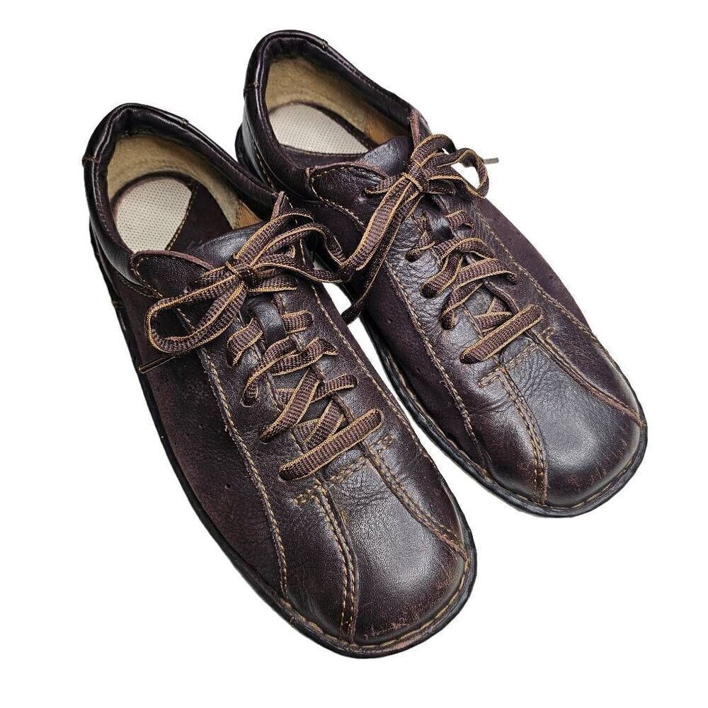 Born Brown Leather Casual Oxford Shoes. Size 9.5
